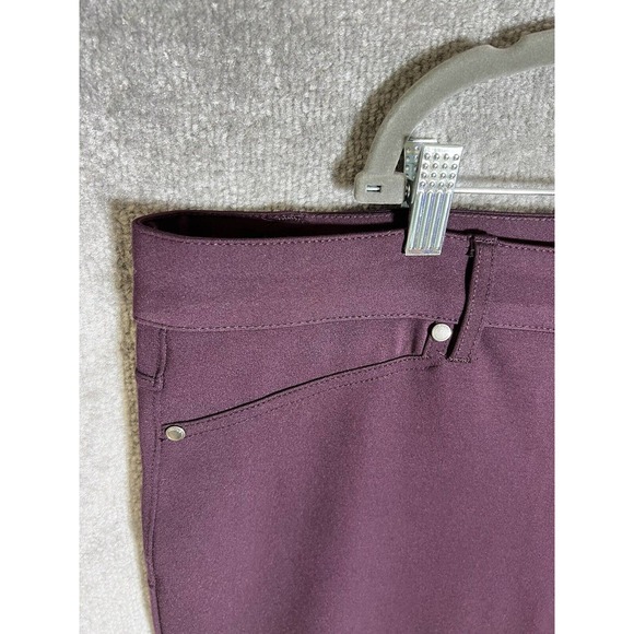 Avenue Ponte‎ Slim Leg Pants Womens Size 26 Average Stretch Purple NWT - Picture 9 of 13
